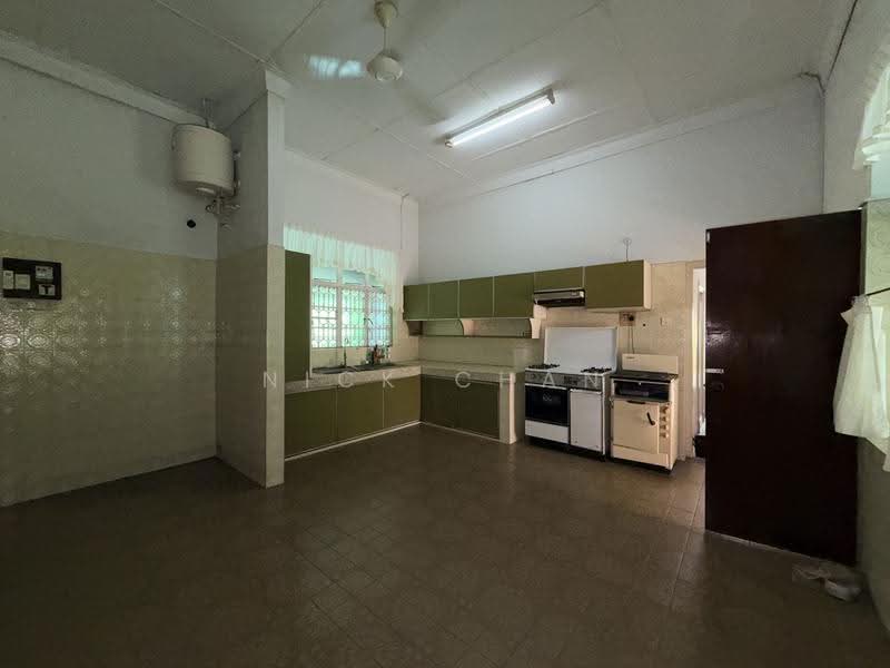 Bungalow House for Sale in Seremban City Centre (Seremban) - Nick Chan - Kitchen - PropertyGuru.com.my