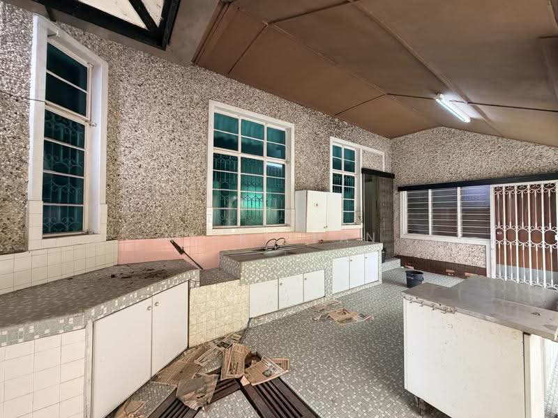 Bungalow House for Sale in Seremban City Centre (Seremban) - Nick Chan - Kitchen - PropertyGuru.com.my