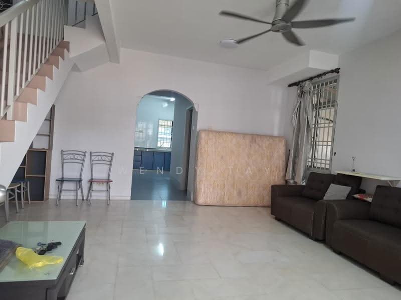 Rumah Teres 2-Tingkat untuk Disewa di Bukit Indah (Iskandar Puteri (Nusajaya)) - Wendy Tay - Living Room - PropertyGuru.com.my