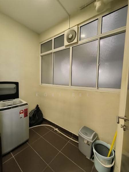 Condominium for Rent at Paraiso Residence @ The Earth - Koei See - Interior - PropertyGuru.com.my