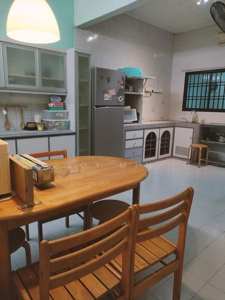 Rumah Teres 1-Tingkat untuk Disewa di Taman Johor Jaya (Johor Bahru) - Joy Min - Kitchen - PropertyGuru.com.my