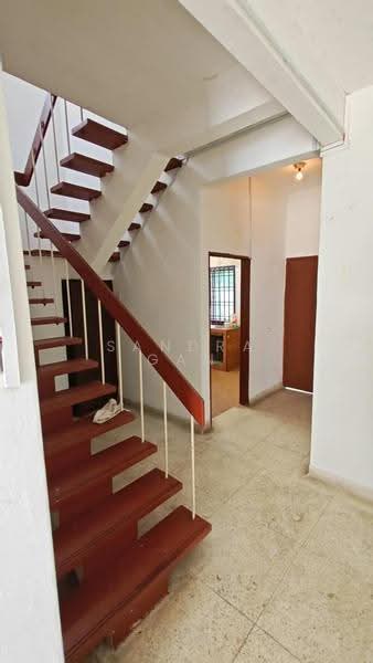 2-storey Terraced House for Rent in Taman Pelangi (Johor Bahru) - Sandra Gan - Entrance - PropertyGuru.com.my
