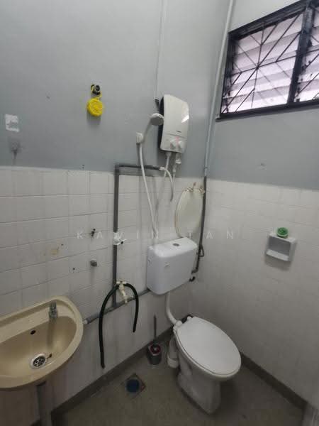 2-storey Terraced House for Rent in Johor Bahru (Johor) - Kavin Tan - Bathroom - PropertyGuru.com.my