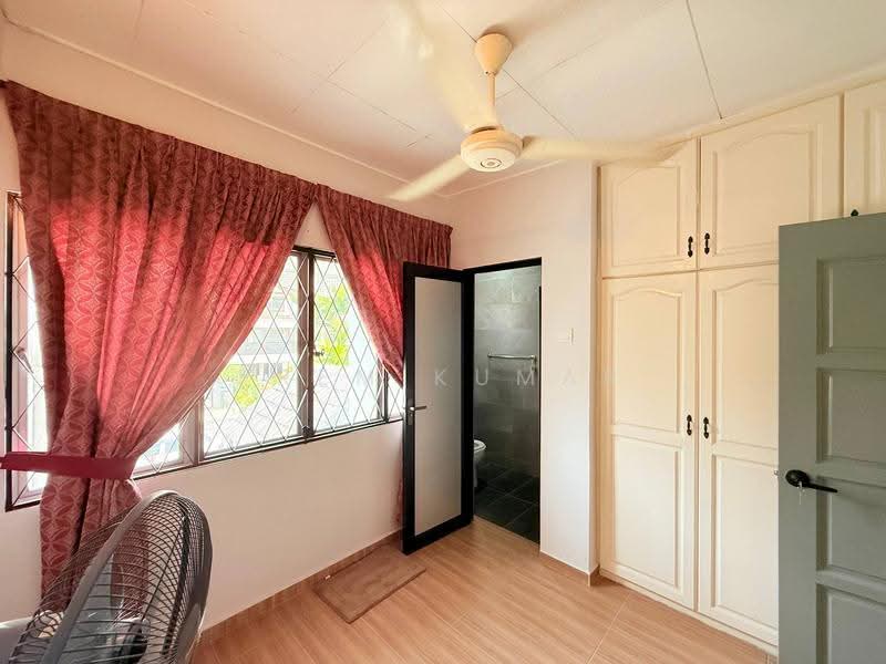 Rumah Teres 2.5-Tingkat untuk Dijual di Gasing Indah (Petaling Jaya) - Prem Kumar - Bedroom - PropertyGuru.com.my