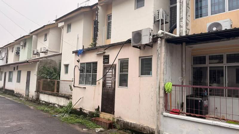 2-storey Terraced House for Sale in Taman Seri Austin (Tebrau) - Fu Heng Chong - Exterior - PropertyGuru.com.my