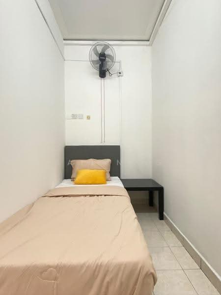 Condominium for Rent at Palm Spring @ Damansara - Cailyn Ng - Bedroom - PropertyGuru.com.my