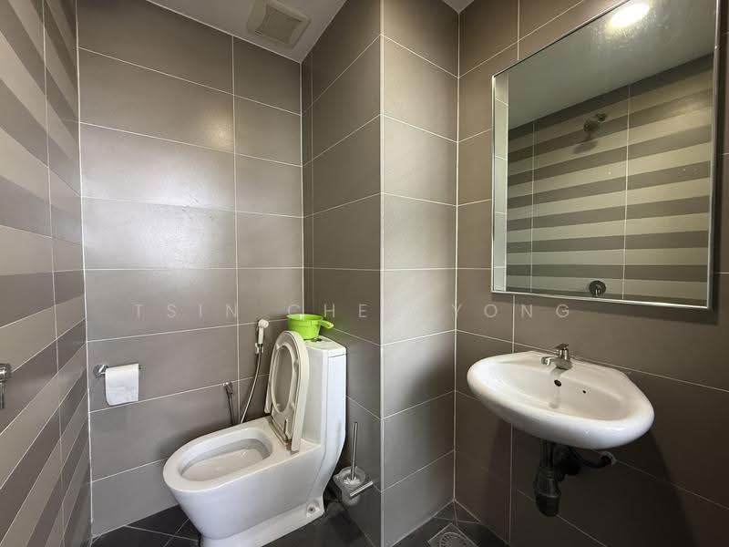 Condominium for Sale at Prince Tower - Tsin Chen Yong - Bathroom - PropertyGuru.com.my