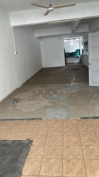 Shop / Office for Rent in Taman Sri Serdang (Seri Kembangan) - Tabber Tan - Interior - PropertyGuru.com.my