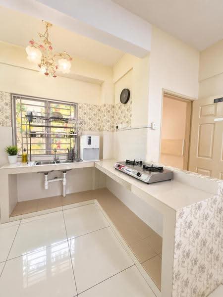 Pangsapuri untuk Dijual di Taman Cheras Intan - Izzati Mat - Kitchen - PropertyGuru.com.my