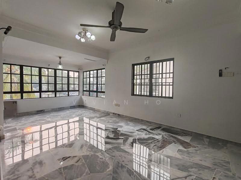 Townhouse for Sale in Subang Bestari (Shah Alam) - Vivian Ho - Living Room - PropertyGuru.com.my