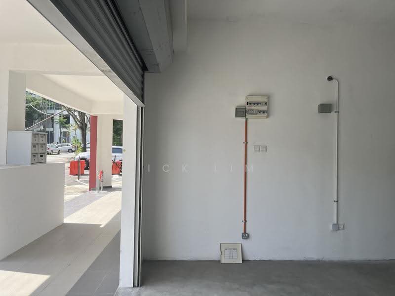Kedai untuk Disewa di Taman Overseas Union (Taman Oug) (Jalan Klang Lama (Old Klang Road)) - Nick Lim - Entrance - PropertyGuru.com.my