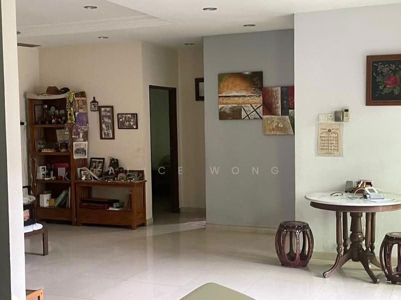 Rumah Berkembar untuk Dijual di Kota Kemuning (Shah Alam) - Alice Wong - Living Room - PropertyGuru.com.my