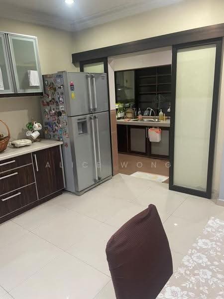 Rumah Berkembar untuk Dijual di Kota Kemuning (Shah Alam) - Alice Wong - Kitchen - PropertyGuru.com.my