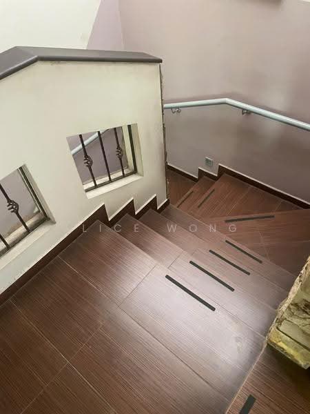 Rumah Berkembar untuk Dijual di Kota Kemuning (Shah Alam) - Alice Wong - Corridor - PropertyGuru.com.my
