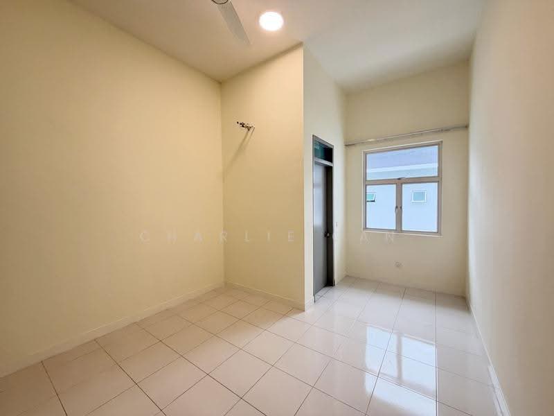 Rumah Teres 2-Tingkat untuk Disewa di Bandar Saujana Putra (Tanjong Duabelas) - Charlie Gan - Interior - PropertyGuru.com.my