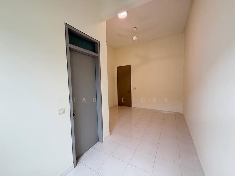 Rumah Teres 2-Tingkat untuk Disewa di Bandar Saujana Putra (Tanjong Duabelas) - Charlie Gan - Interior - PropertyGuru.com.my
