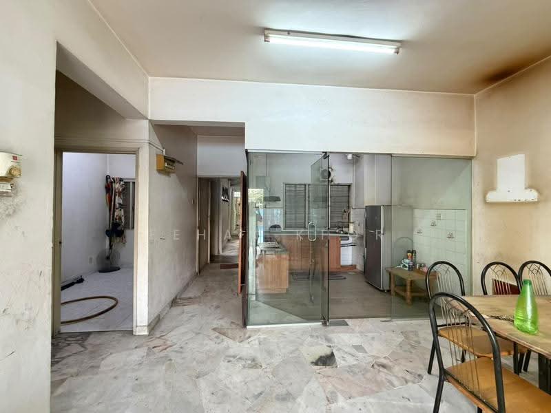 Kondominium untuk Dijual di Petaling Indah Condominiums - Eehan Khor - Kitchen - PropertyGuru.com.my