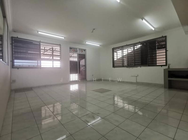Kedai untuk Dijual di Taman Paramount (Petaling Jaya) - Jan Hiew - PropertyGuru.com.my