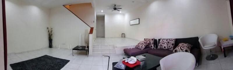 2-storey Terraced House for Rent in Alam Budiman (Shah Alam) - Justin Wong - Living Room - PropertyGuru.com.my