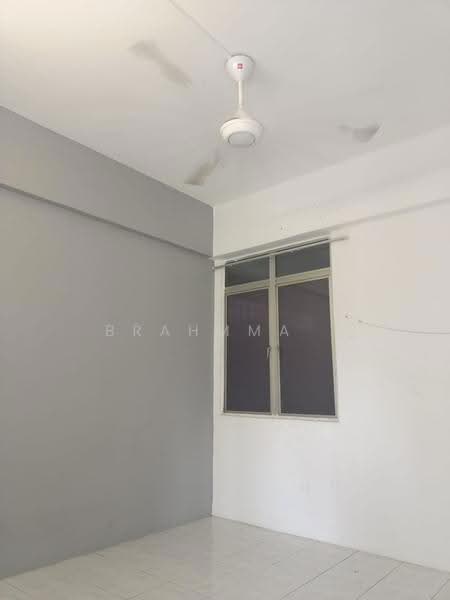 Rumah Flat untuk Dijual di Pangsapuri Sri Indah - Brahmma . - Interior - PropertyGuru.com.my