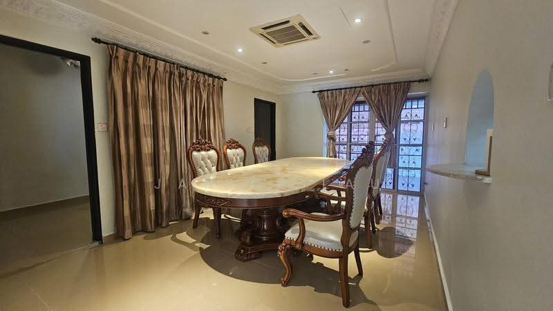 Rumah Berkembar untuk Dijual di Alam Damai (Cheras) - Janice Lau - Dining Room - PropertyGuru.com.my
