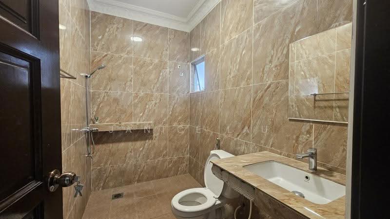 Rumah Berkembar untuk Dijual di Alam Damai (Cheras) - Janice Lau - Bathroom - PropertyGuru.com.my