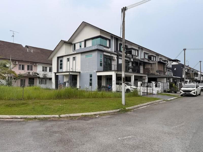 Rumah Teres 2.5-Tingkat untuk Dijual di Taman Scientex Pasir Gudang (Pasir Gudang) - Fu Heng Chong - Exterior - PropertyGuru.com.my