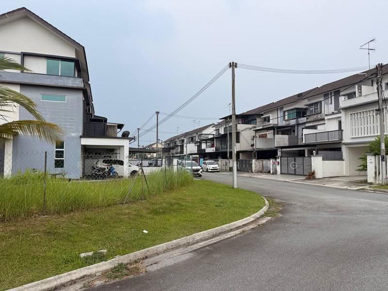 Rumah Teres 2.5-Tingkat untuk Dijual di Taman Scientex Pasir Gudang (Pasir Gudang) - Fu Heng Chong - Exterior - PropertyGuru.com.my