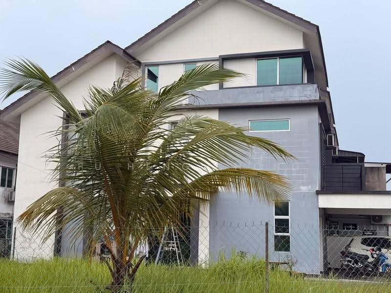 Rumah Teres 2.5-Tingkat untuk Dijual di Taman Scientex Pasir Gudang (Pasir Gudang) - Fu Heng Chong - Exterior - PropertyGuru.com.my