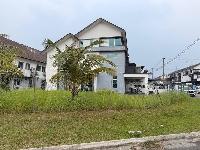 Rumah Teres 2.5-Tingkat untuk Dijual di Taman Scientex Pasir Gudang (Pasir Gudang) - Fu Heng Chong - Exterior - PropertyGuru.com.my