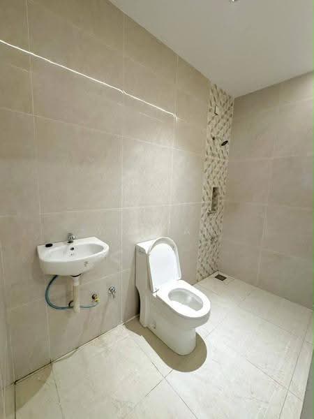 Rumah Teres 2-Tingkat untuk Dijual di Bandar Jaya Putra (Johor Bahru) - Yik Tat - Bathroom - PropertyGuru.com.my