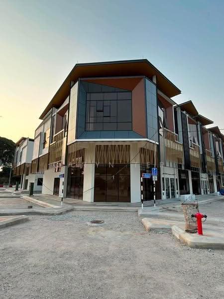 Shop for Rent in Bukit Indah (Iskandar Puteri (Nusajaya)) - Caryn Ter - Exterior - PropertyGuru.com.my