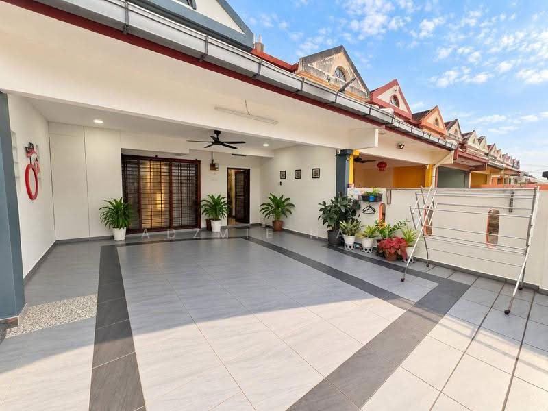2-storey Terraced House for Sale in Taman Putra Budiman (Balakong) - Nadzmie Nasir - PropertyGuru.com.my