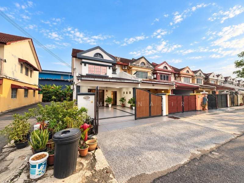 2-storey Terraced House for Sale in Taman Putra Budiman (Balakong) - Nadzmie Nasir - PropertyGuru.com.my