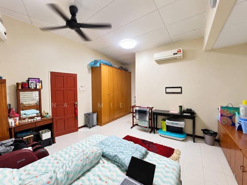 2-storey Terraced House for Sale in Taman Putra Budiman (Balakong) - Nadzmie Nasir - PropertyGuru.com.my