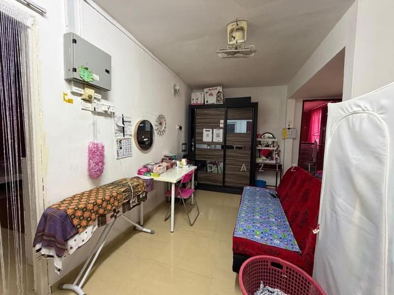 2-storey Terraced House for Sale in Kampung Gong Limau (Cukai) - Mohammad Azizi - Living Room - PropertyGuru.com.my