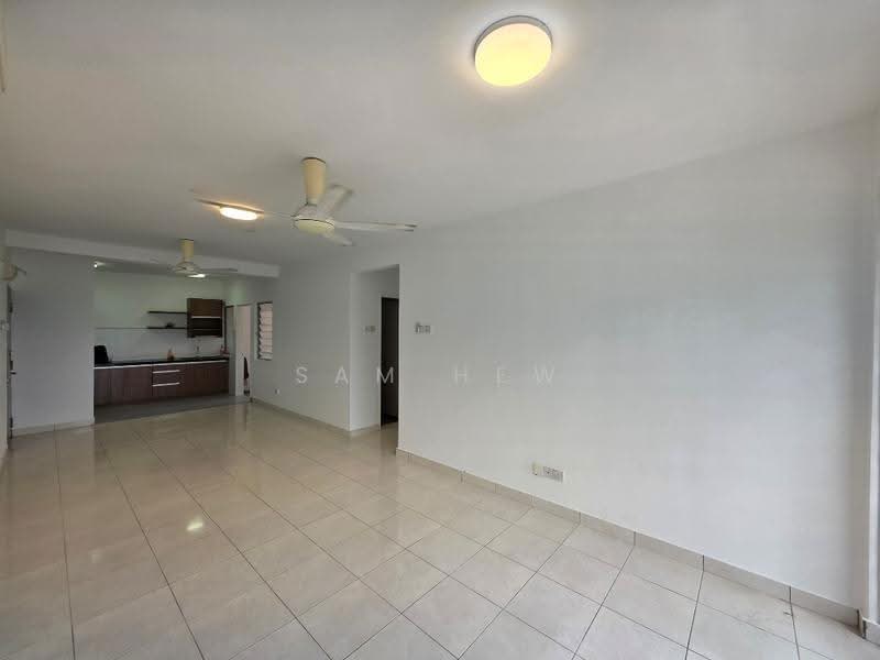 Pangsapuri untuk Disewa di Villa Residence - Sam Hew - Living Room - PropertyGuru.com.my
