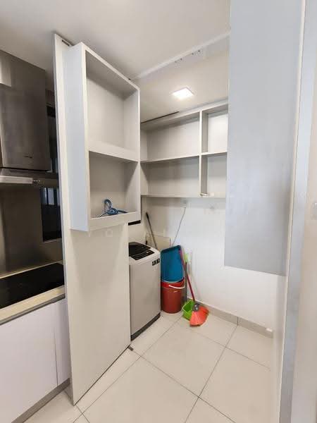 Kediaman Servis untuk Disewa di Southkey Mosaic - Yoland . - Kitchen - PropertyGuru.com.my