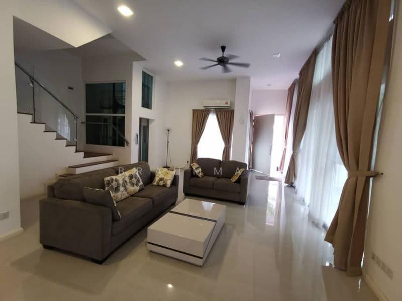 Rumah Berkembar untuk Disewa di Bandar Damansara Perdana (Damansara Perdana) - Brahmma . - Living Room - PropertyGuru.com.my