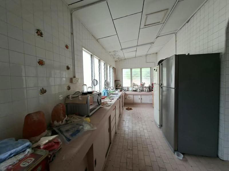 Bungalow House for Sale in Taman Cheras (Cheras) - Selina Chai - Kitchen - PropertyGuru.com.my