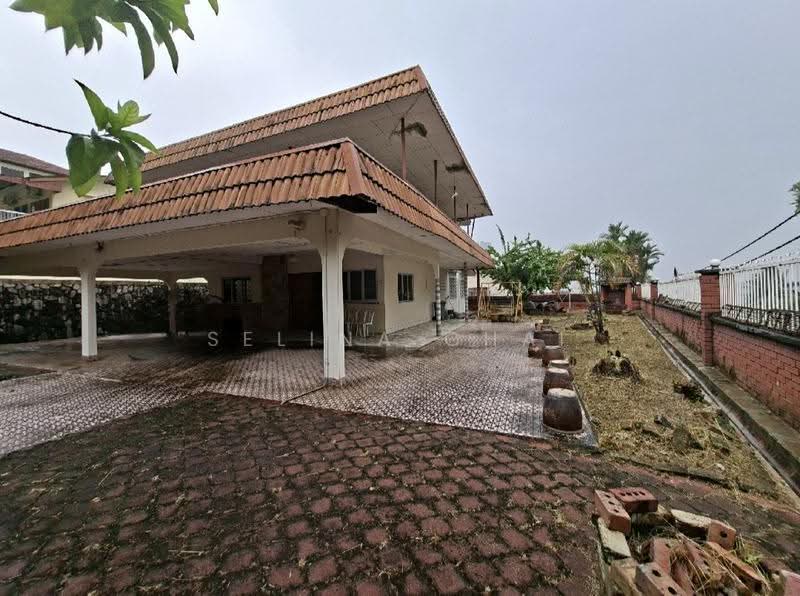 Bungalow House for Sale in Taman Cheras (Cheras) - Selina Chai - Exterior - PropertyGuru.com.my