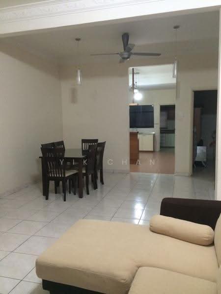 2-storey Terraced House for Rent in Bandar Sri Damansara (Selangor) - Yik Chan - Dining Room - PropertyGuru.com.my