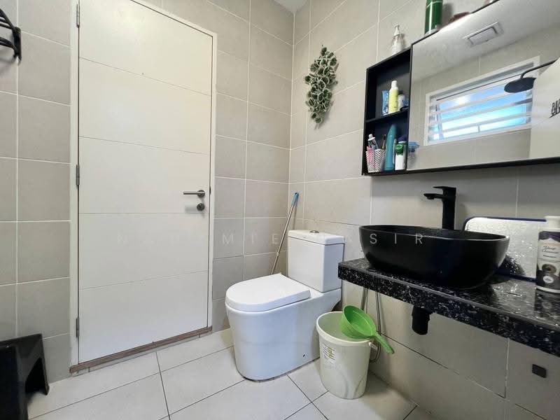 2-storey Terraced House for Sale in Bandar Sri Sendayan (Negeri Sembilan) - Nadzmie Nasir - PropertyGuru.com.my