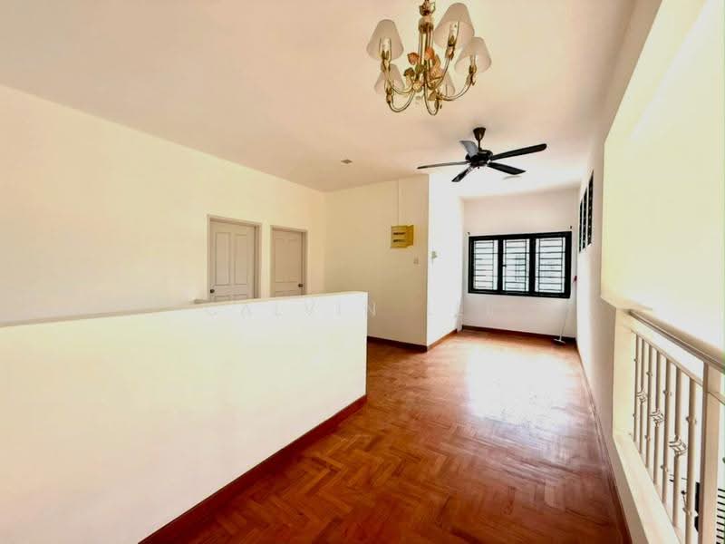 Rumah Berkembar untuk Dijual di Taman Molek (Johor Bahru) - Calvin Lee - PropertyGuru.com.my