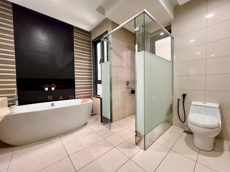 3-storey Terraced House for Sale in Denai Alam (Shah Alam) - Nadzmie Nasir - Bathroom - PropertyGuru.com.my