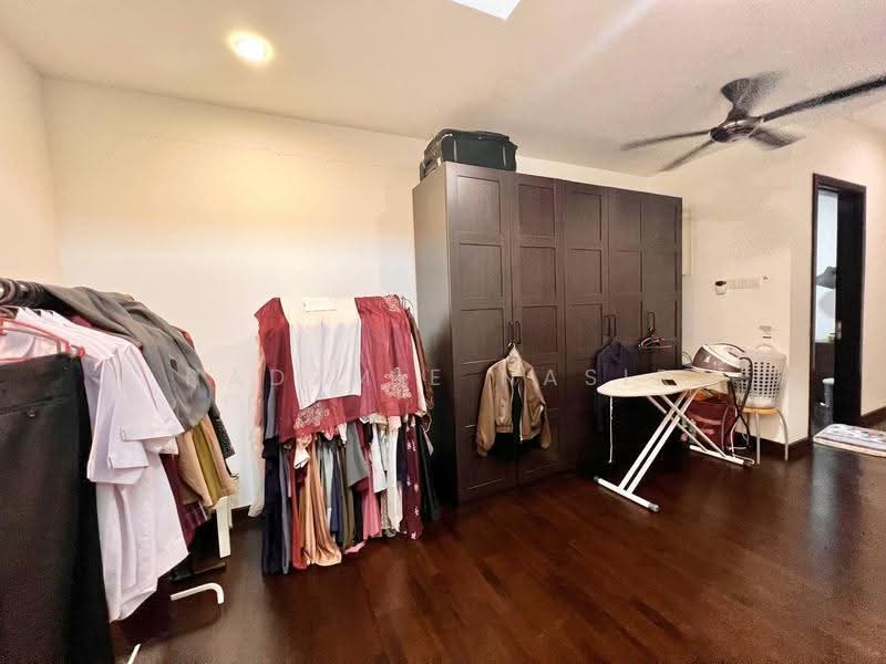 3-storey Terraced House for Sale in Denai Alam (Shah Alam) - Nadzmie Nasir - Bedroom - PropertyGuru.com.my