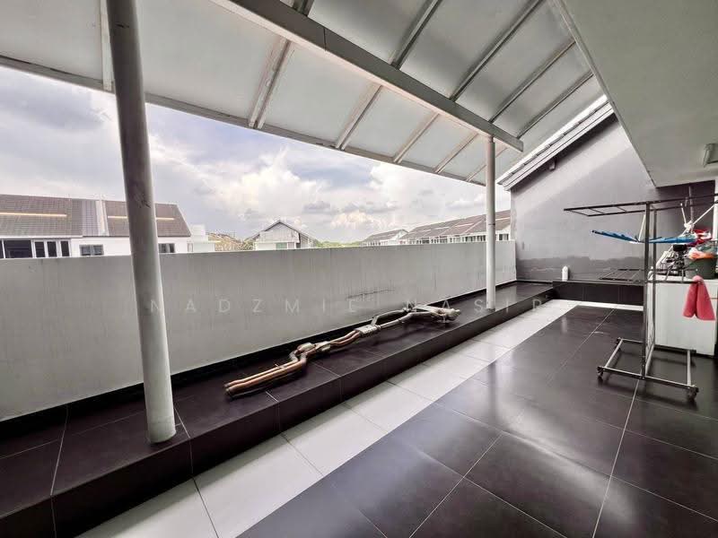 3-storey Terraced House for Sale in Denai Alam (Shah Alam) - Nadzmie Nasir - PropertyGuru.com.my