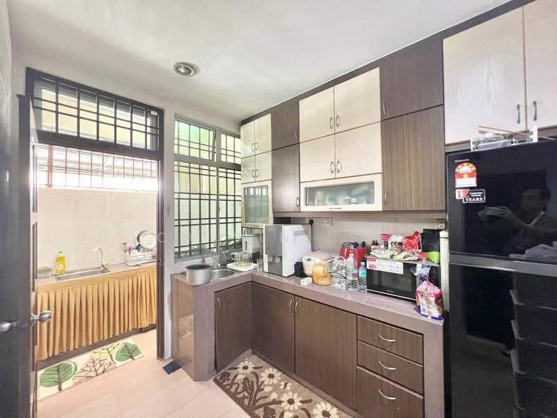 Rumah Teres 2-Tingkat untuk Dijual di Taman Nusa Indah (Iskandar Puteri (Nusajaya)) - Calvin Lee - Kitchen - PropertyGuru.com.my