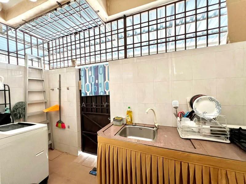 Rumah Teres 2-Tingkat untuk Dijual di Taman Nusa Indah (Iskandar Puteri (Nusajaya)) - Calvin Lee - Kitchen - PropertyGuru.com.my