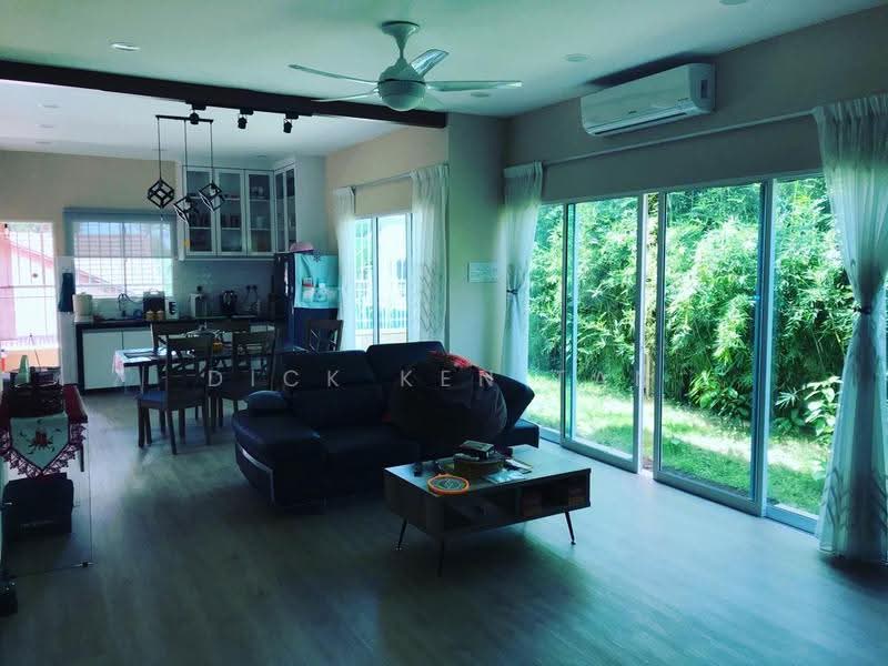 Semi-Detached House for Sale in Tanjung Bungah (Tanjung Bungah) - Dick Ken Tan - Living Room - PropertyGuru.com.my